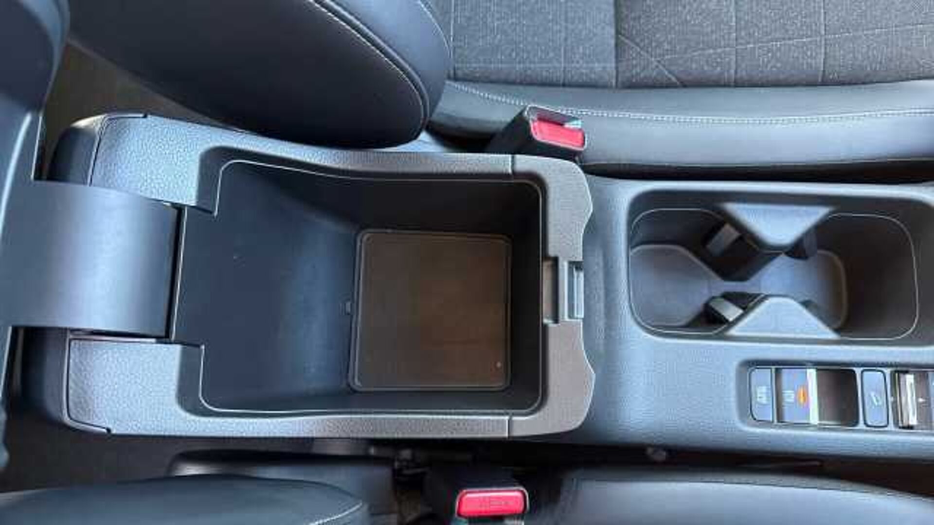 Honda HR-V e:HEV 1.5 eHEV Advance 5dr CVT Hybrid Hatchback 