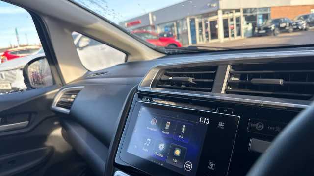 Honda Jazz 1.3 i-VTEC SE Navi 5dr Petrol Hatchback 