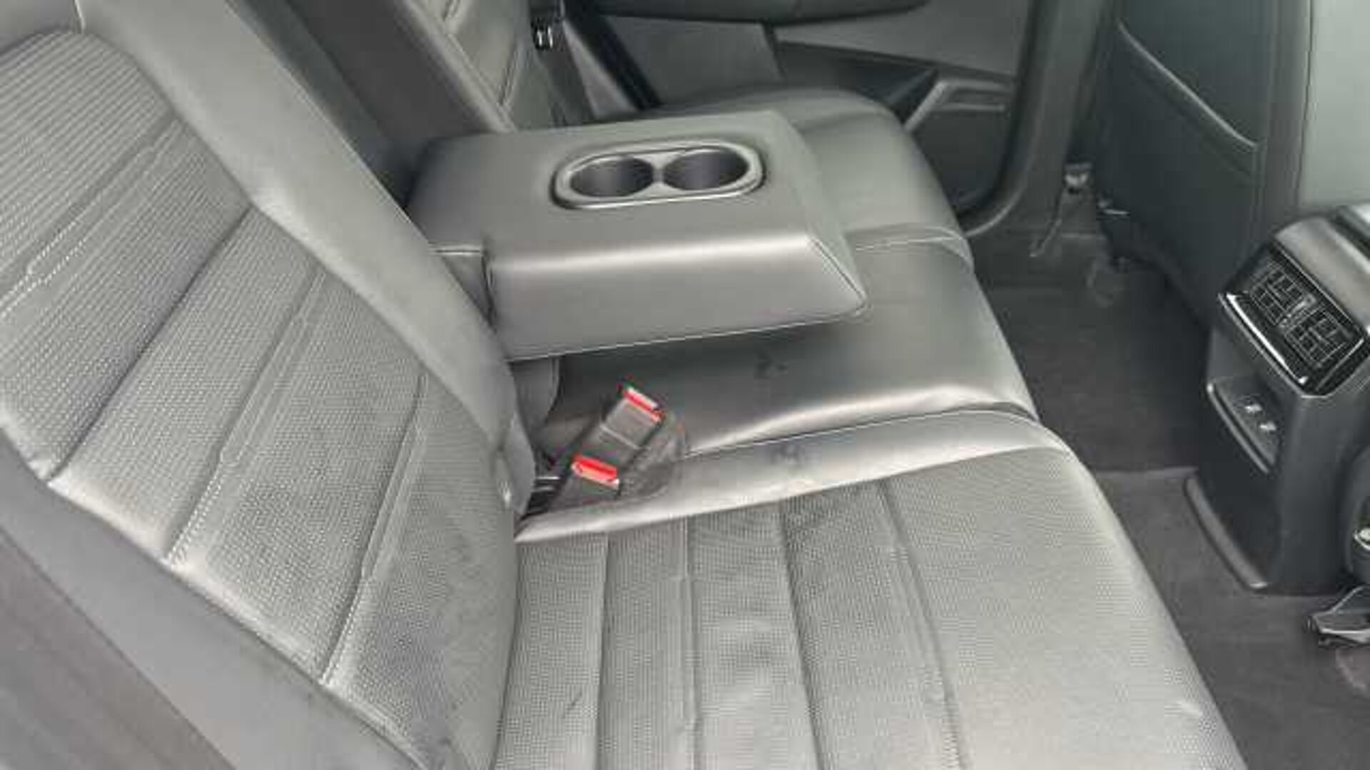 Honda CR-V e:HEV 2.0 eHEV Advance 5dr eCVT Hybrid Estate 