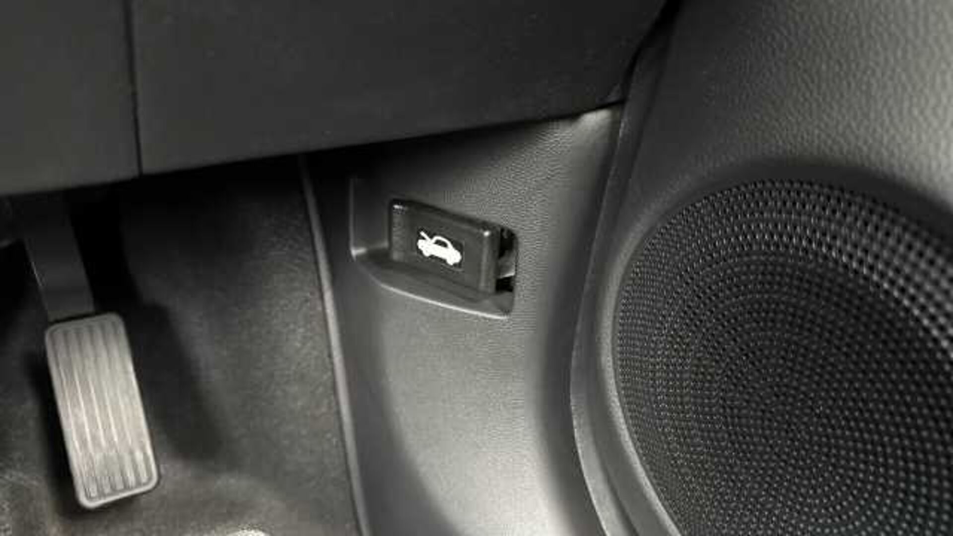 Honda Jazz 1.5 i-MMD Hybrid SR 5dr eCVT Hybrid Hatchback 