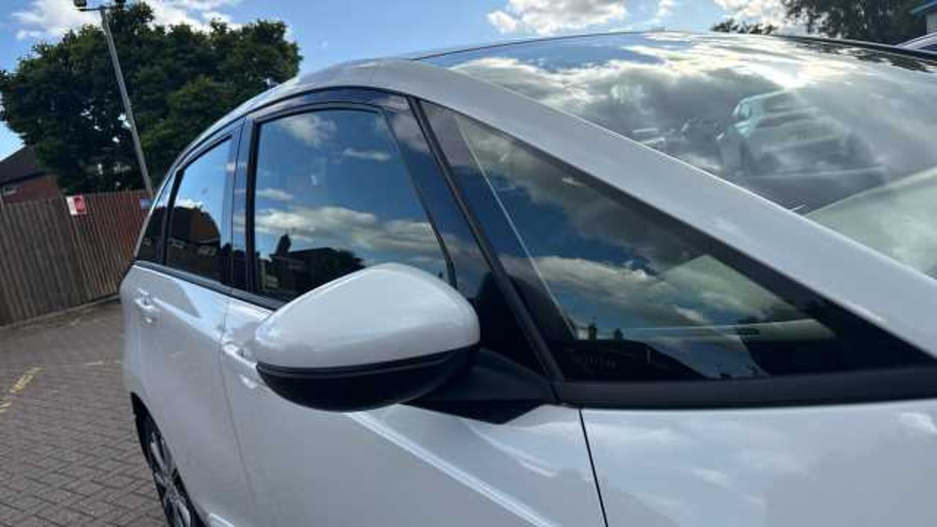 Honda Jazz e:HEV 1.5 i-MMD Hybrid SR 5dr eCVT Hybrid Hatchback 