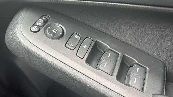 Honda HR-V Hybrid 1.5 eHEV Elegance 5dr CVT Hybrid Hatchback 