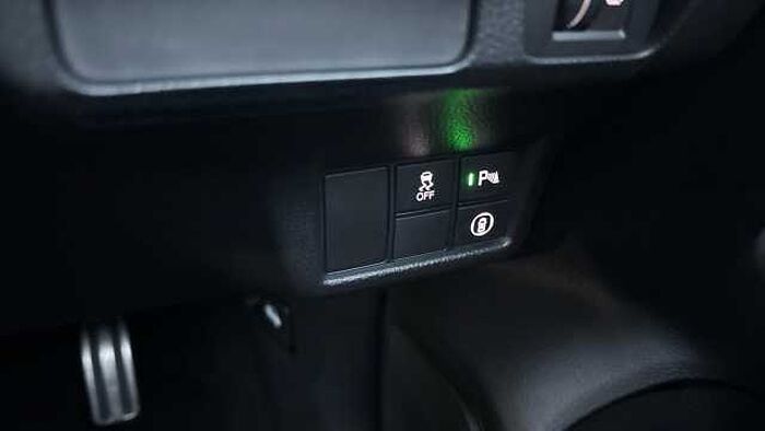 Honda Civic e:HEV 2.0 eHEV Advance 5dr CVT Hybrid Hatchback 