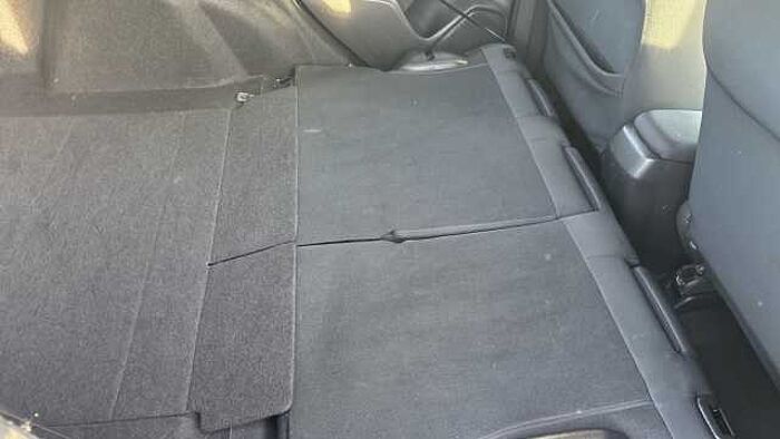 Honda Jazz 1.3 i-VTEC SE Navi 5dr Petrol Hatchback 