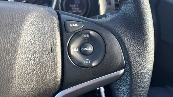 Honda Jazz 1.3 i-VTEC SE Navi 5dr Petrol Hatchback 