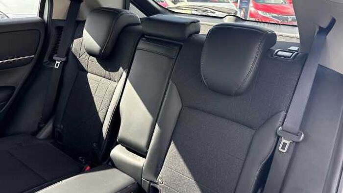 Honda HR-V Hybrid 1.5 eHEV Advance 5dr CVT Hybrid Hatchback 
