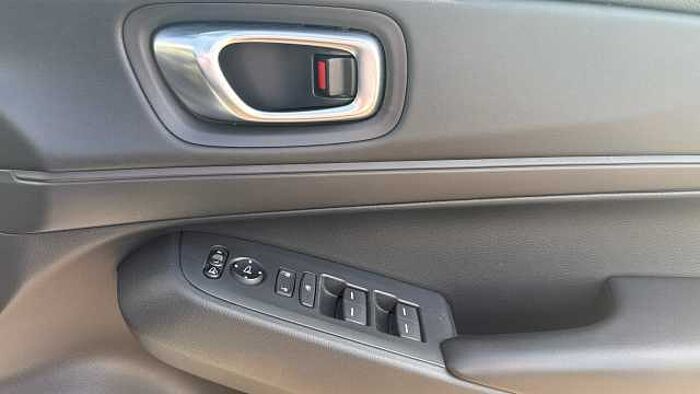 Honda HR-V e:HEV 1.5 eHEV Elegance 5dr CVT Hybrid Hatchback 