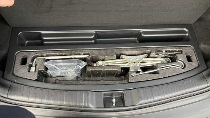 Honda CR-V Hybrid 2.0 i-MMD Hybrid SR 2WD 5dr eCVT Hybrid Estate 