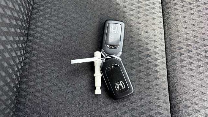 Honda Jazz 1.3 i-VTEC EX Navi 5dr Petrol Hatchback 