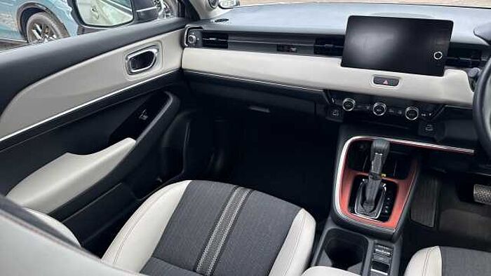 Honda HR-V Hybrid 1.5 eHEV Advance Style 5dr CVT Hybrid Hatchback 