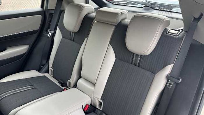 Honda HR-V Hybrid 1.5 eHEV Advance Style 5dr CVT Hybrid Hatchback 